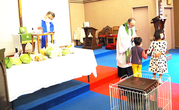 子ども祝福式・収穫感謝礼拝