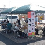 “Hokkori Café” is a place where evacuees can meet new friends and strengthen the friendships they already have.
