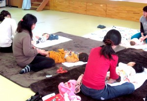 Assistant nurses from the Okinawa Diocese help the kindergarten face tomorrow amid all the difficulties confronting Fukushima