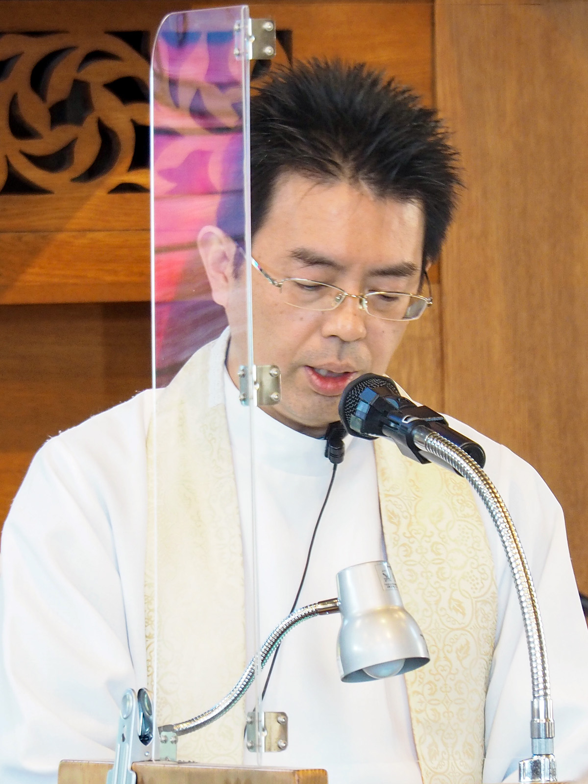 牧師塚田司祭のイースター説教の写真
