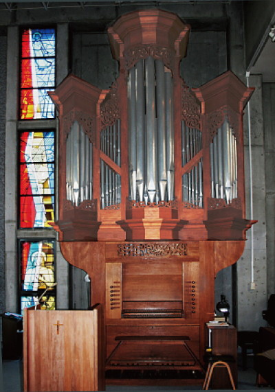 聖マーガレット教会のパイプオルガン